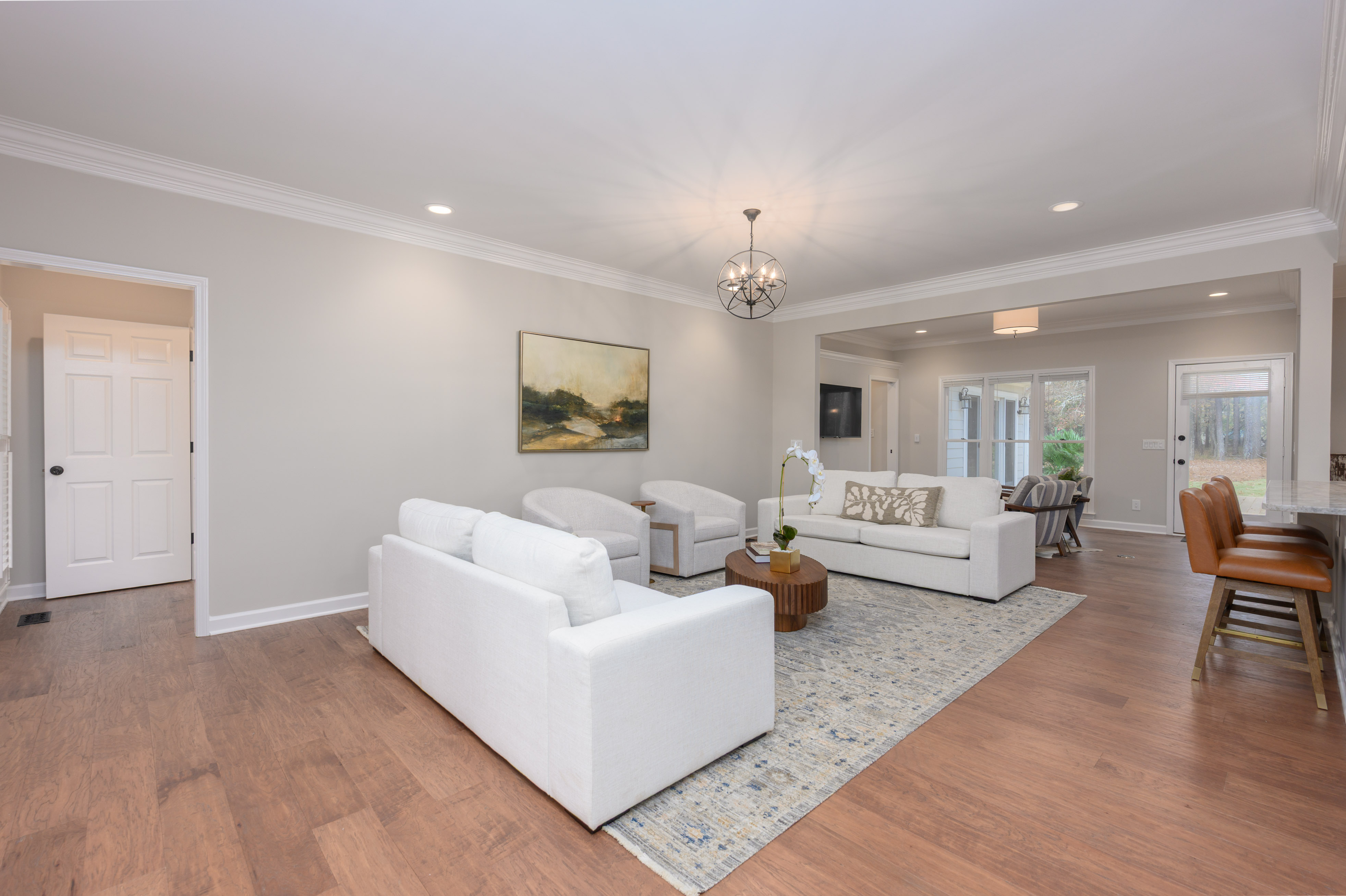 1030 Maddux Lane image 8